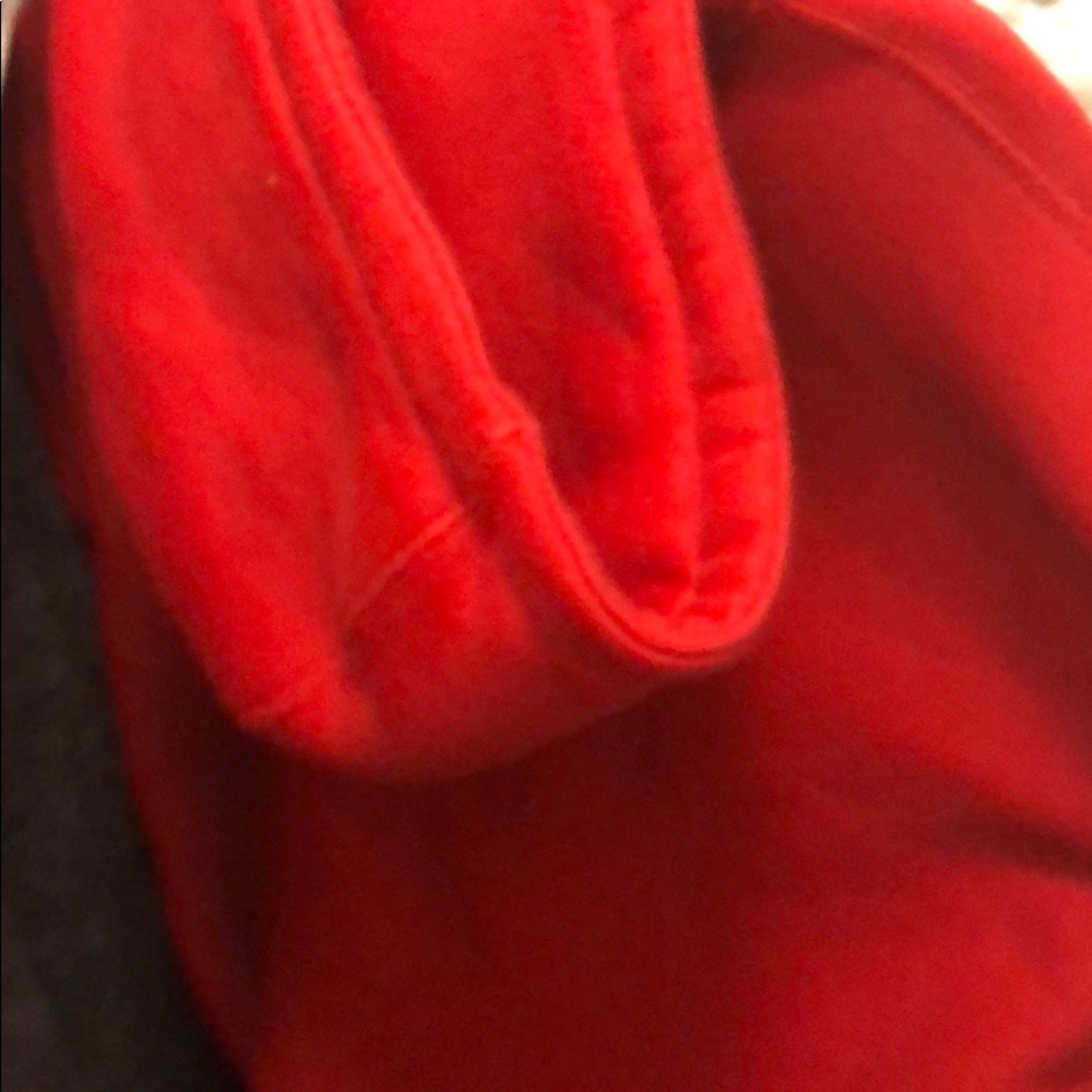 Supreme Red w/Blue Box logo. 100% real - Picture 4 of 4